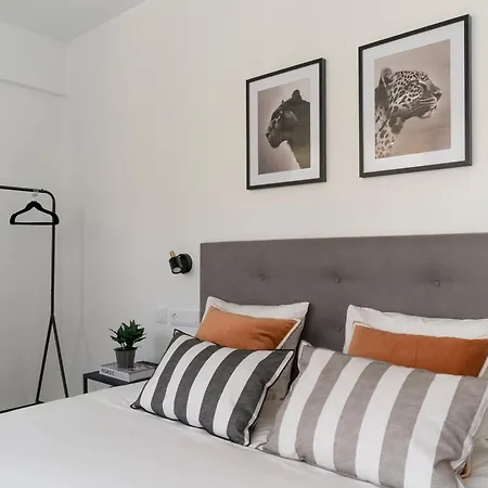 Apartment M23 *